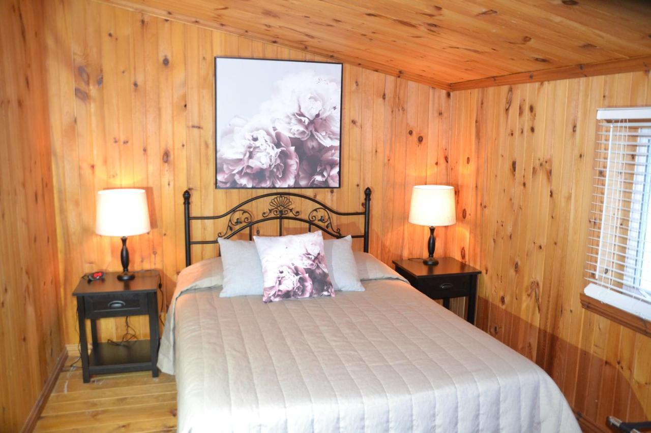 Auberge Papillon Lune Richmond Exterior photo